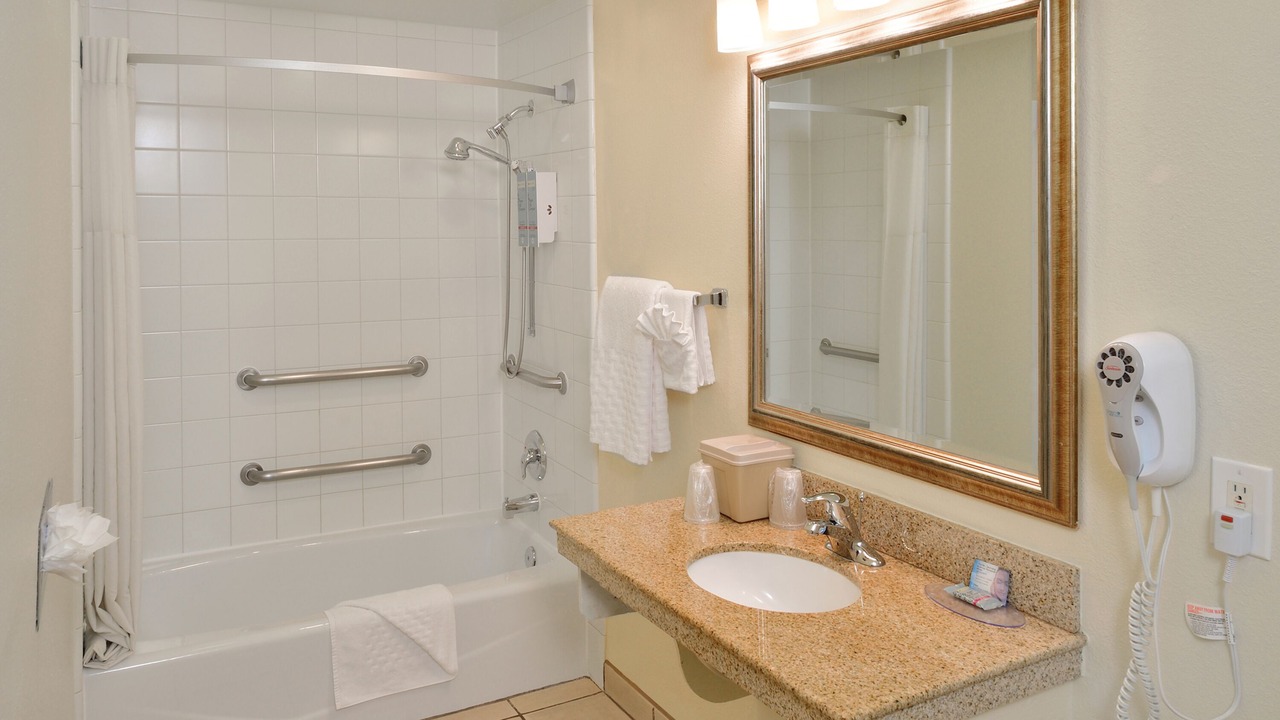Photo of Bathroom in Rolando Village