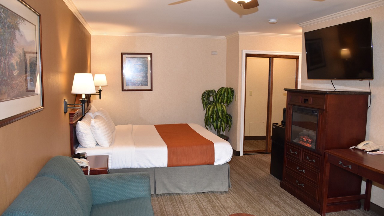 Photo of Bedroom in Redlands