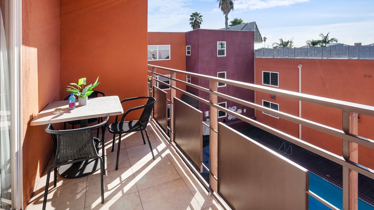 Photo of Patio Balcony in Westlake South