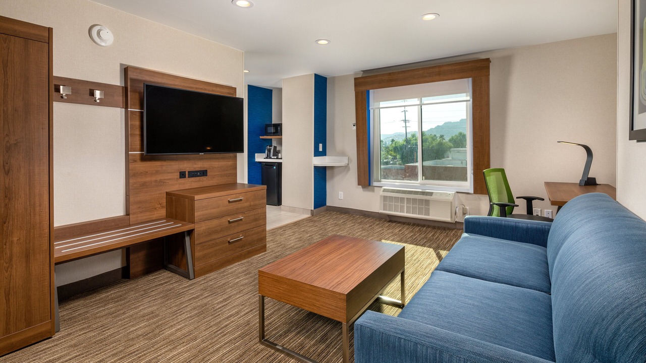 Photo of Bedroom in Chatsworth