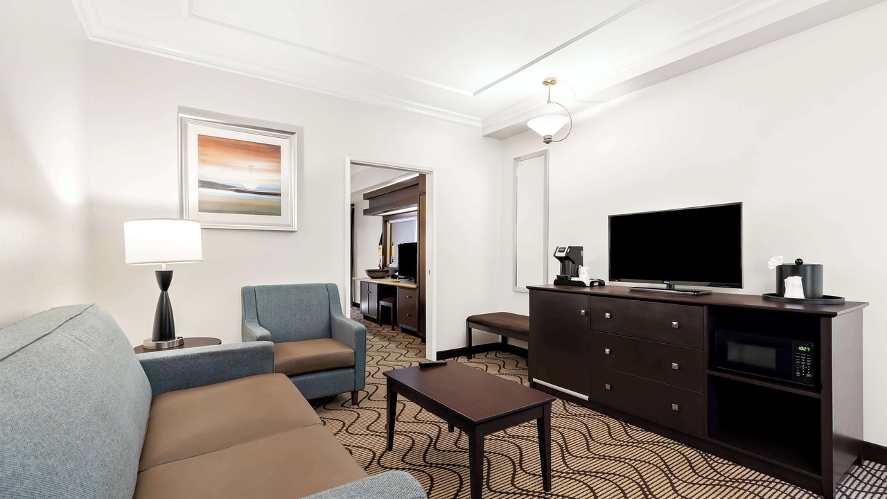 Photo of Bedroom in Lake Forest