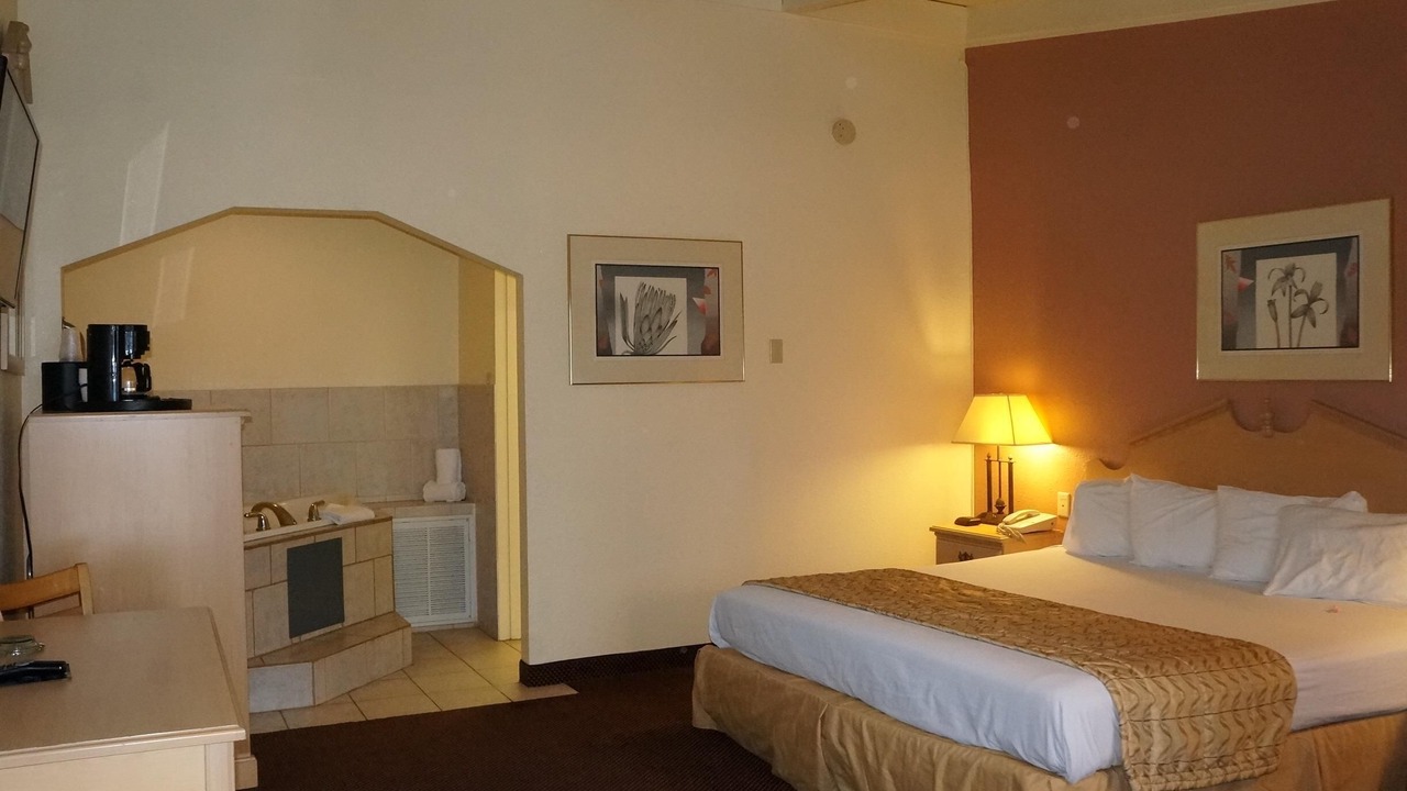 Photo of Bedroom in Oroville