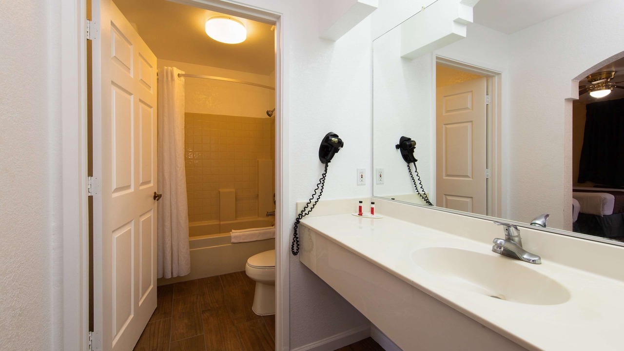Photo of Bathroom in Merced