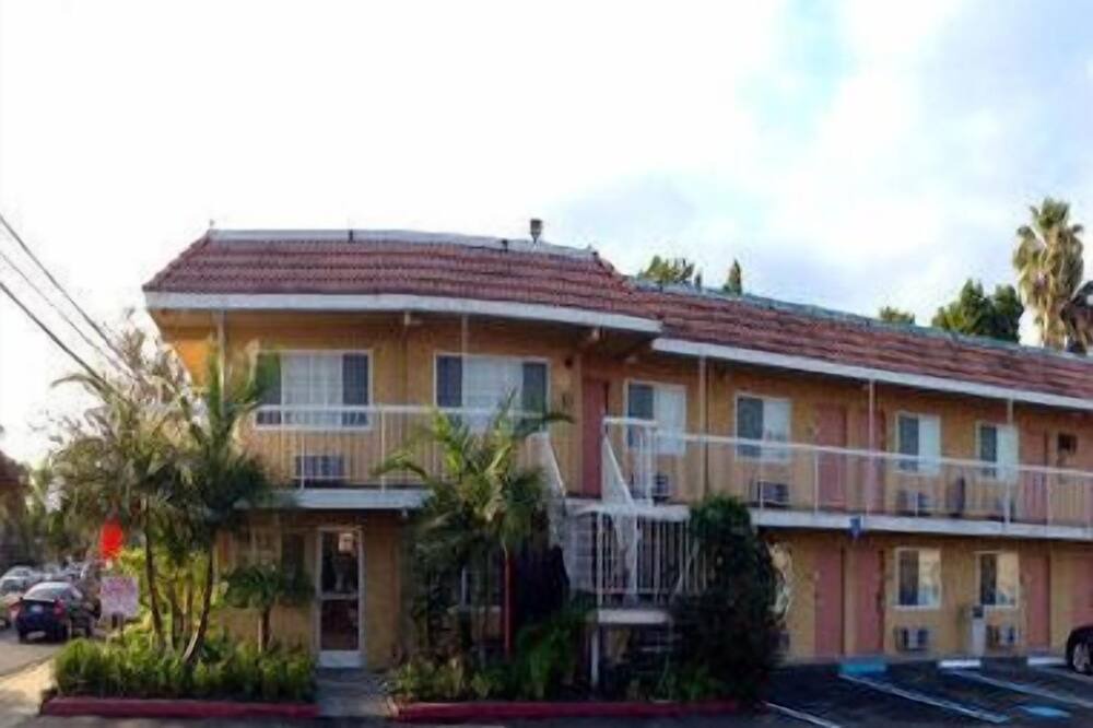 Photo of Outdoor in Northwest Anaheim