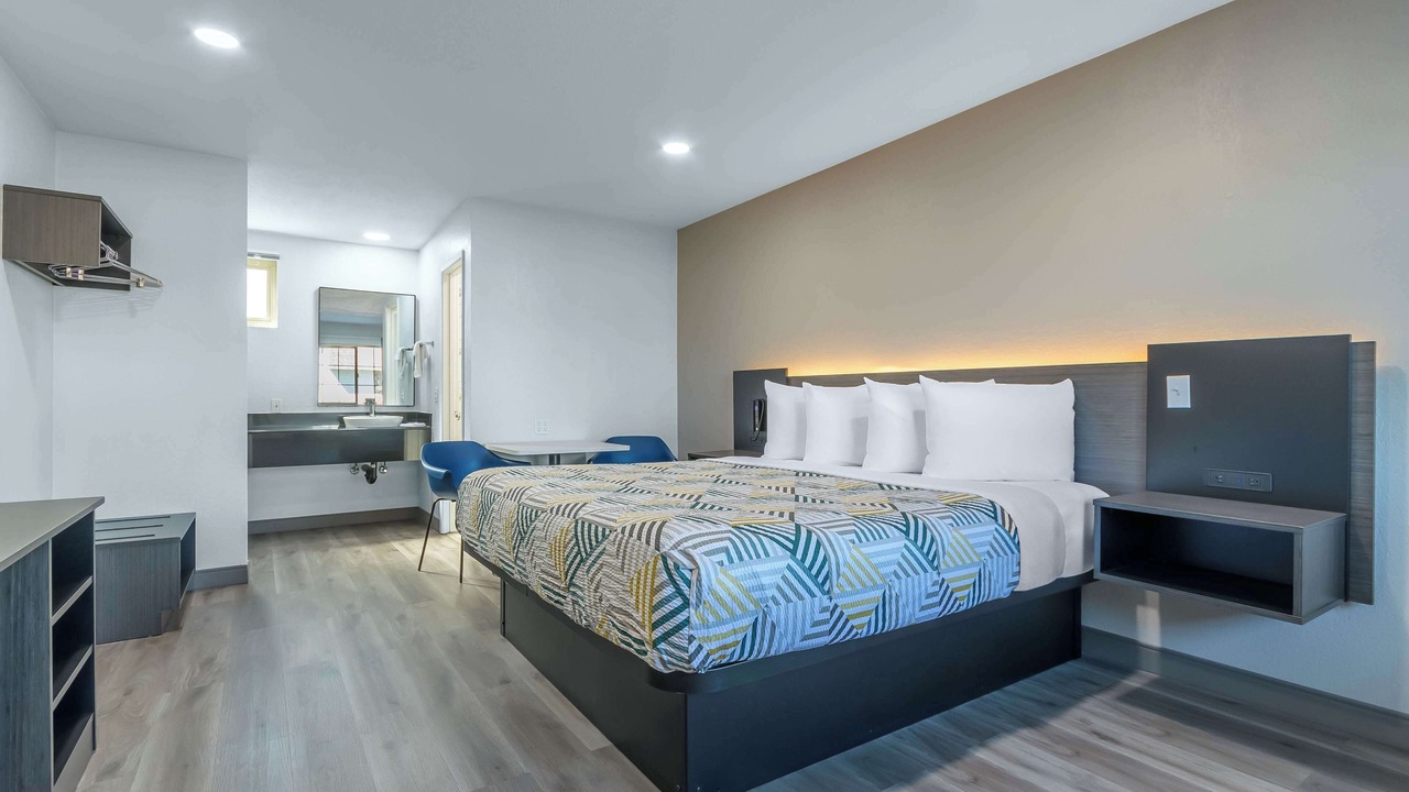 Photo of Bedroom in Willows