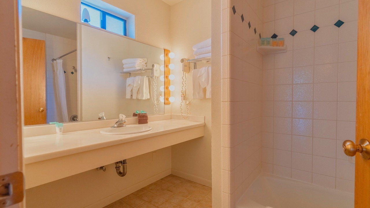 Photo of Bathroom in Mariposa