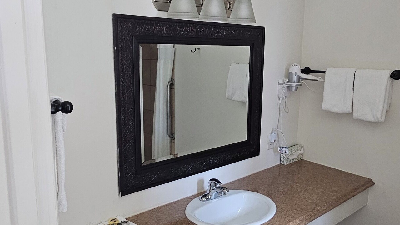 Photo of Bathroom in Crescent City