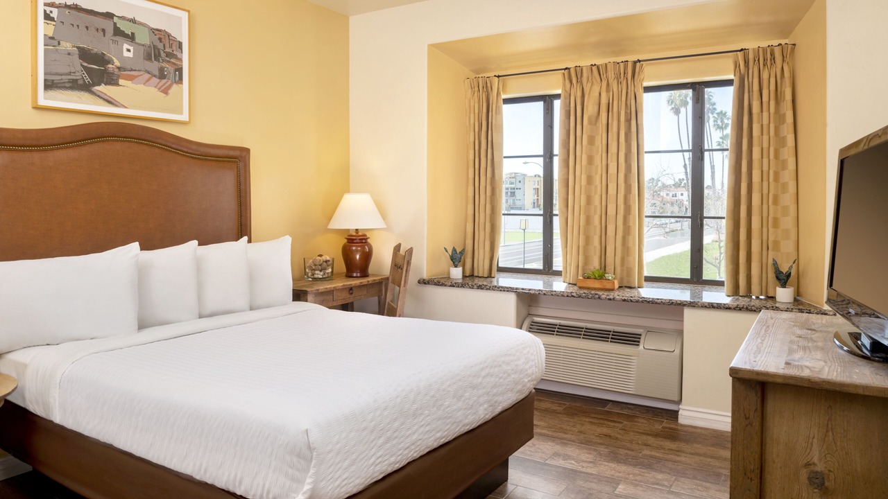 Photo of Bedroom in Downtown Ventura