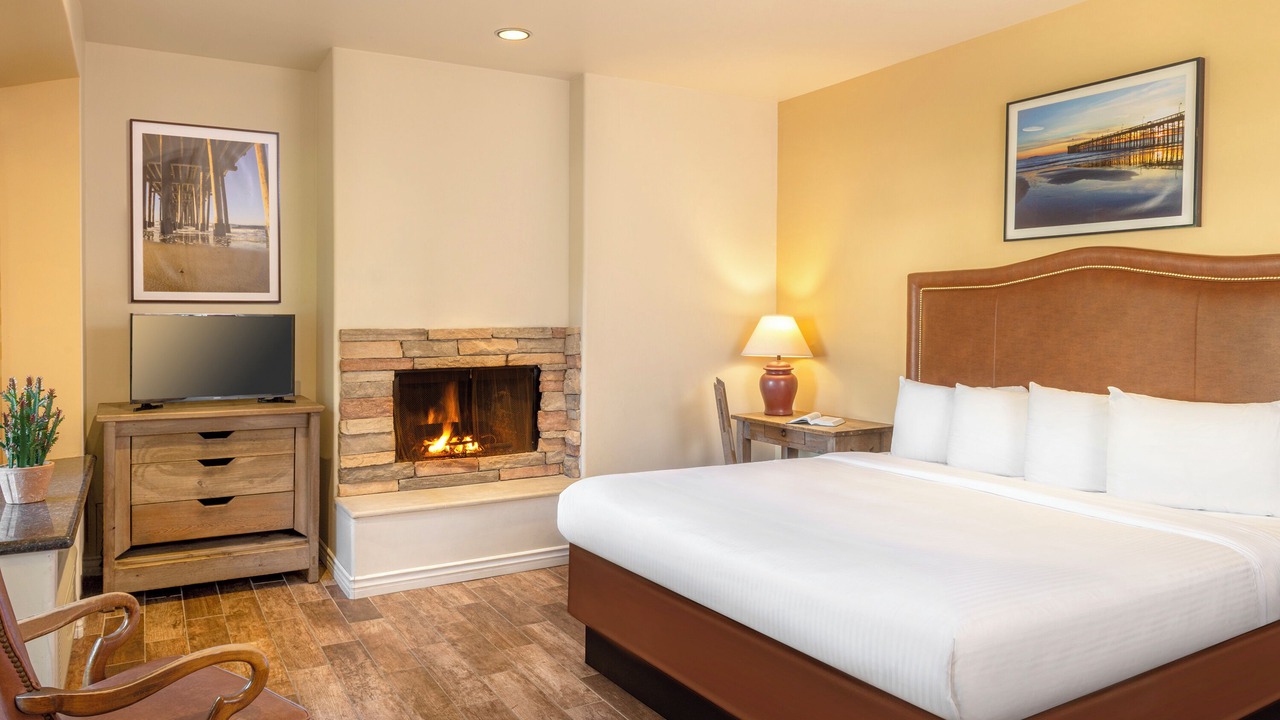 Photo of Livingroom in Downtown Ventura