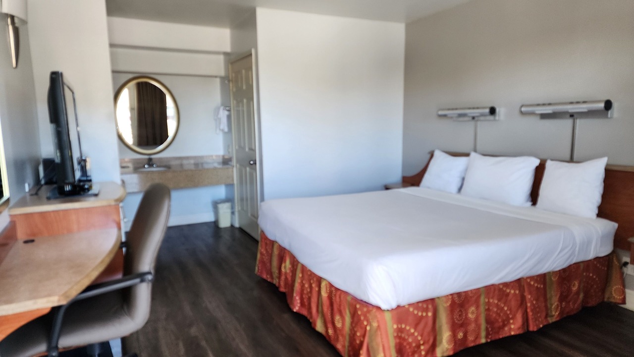 Photo of Bedroom in Barstow