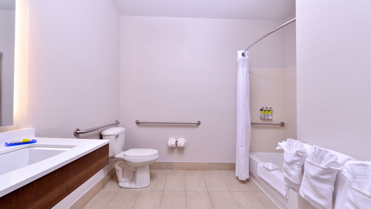 Photo of Bathroom in McKinleyville