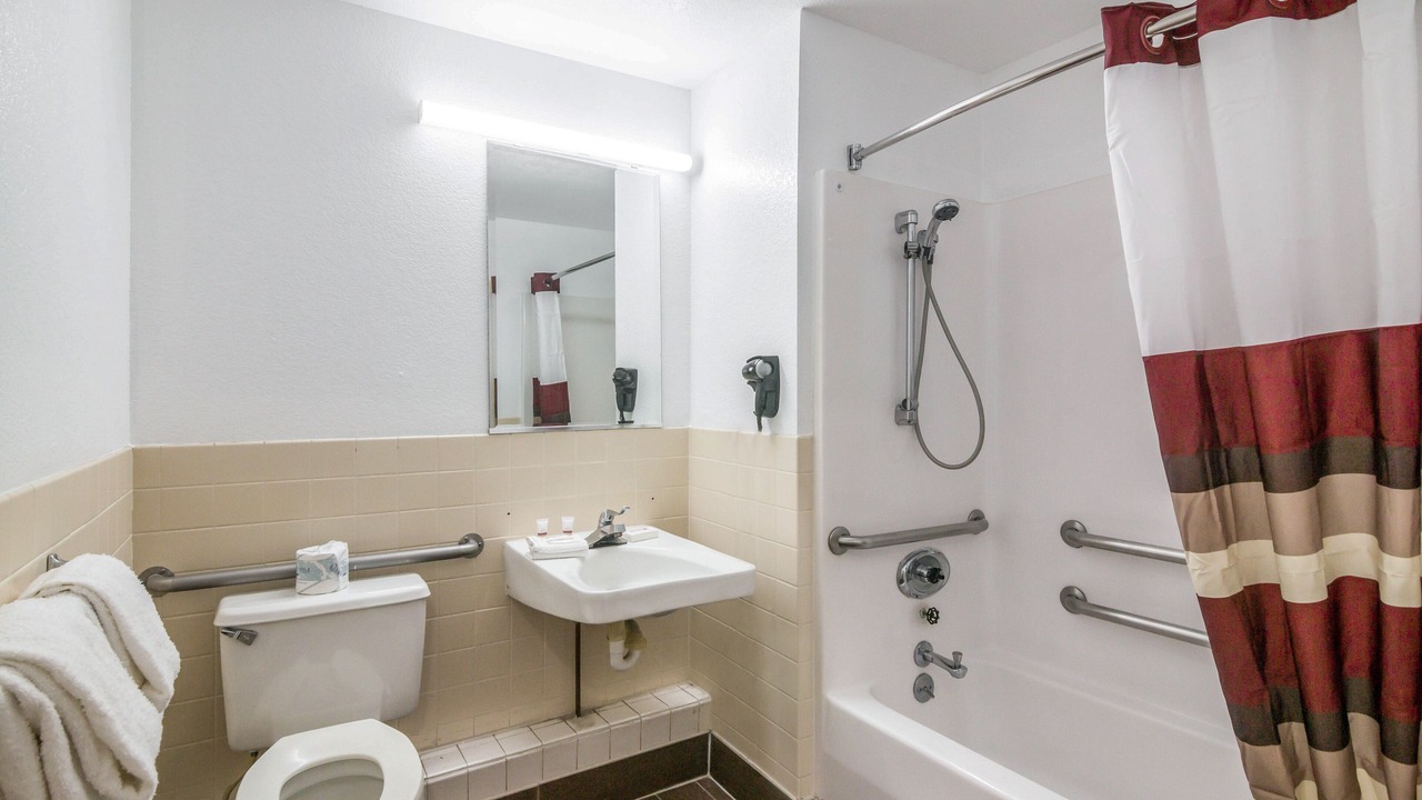 Photo of Bedroom in Palmdale
