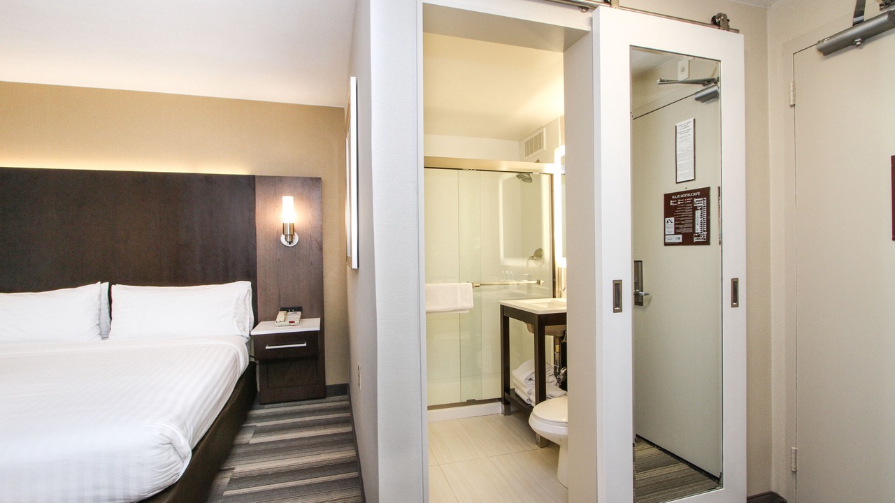 Photo of Bedroom in Cortez Hill