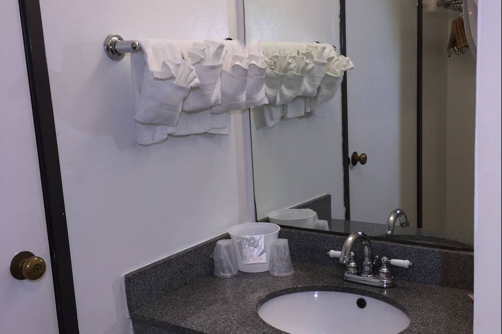 Photo of Bathroom in Ontario