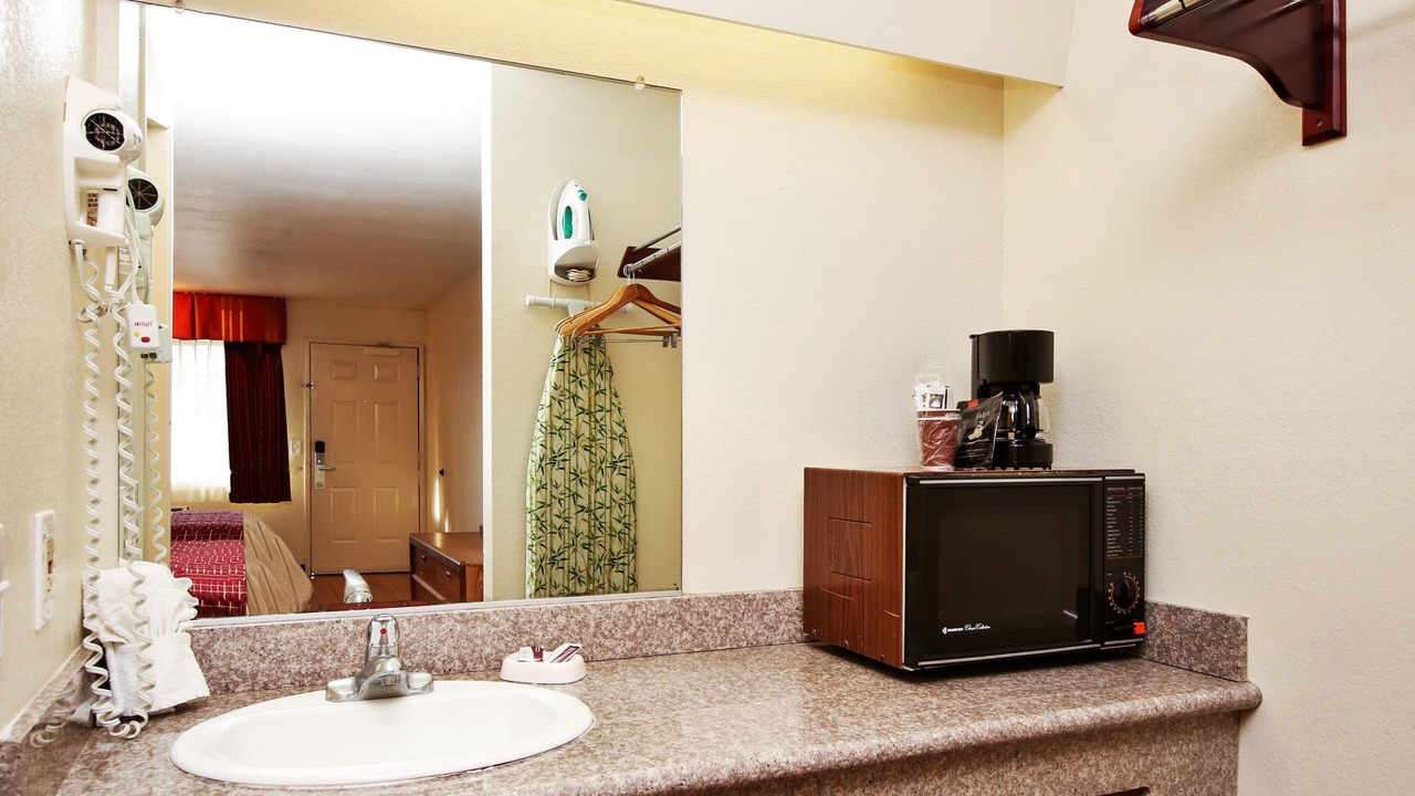 Photo of Bathroom in Lompoc
