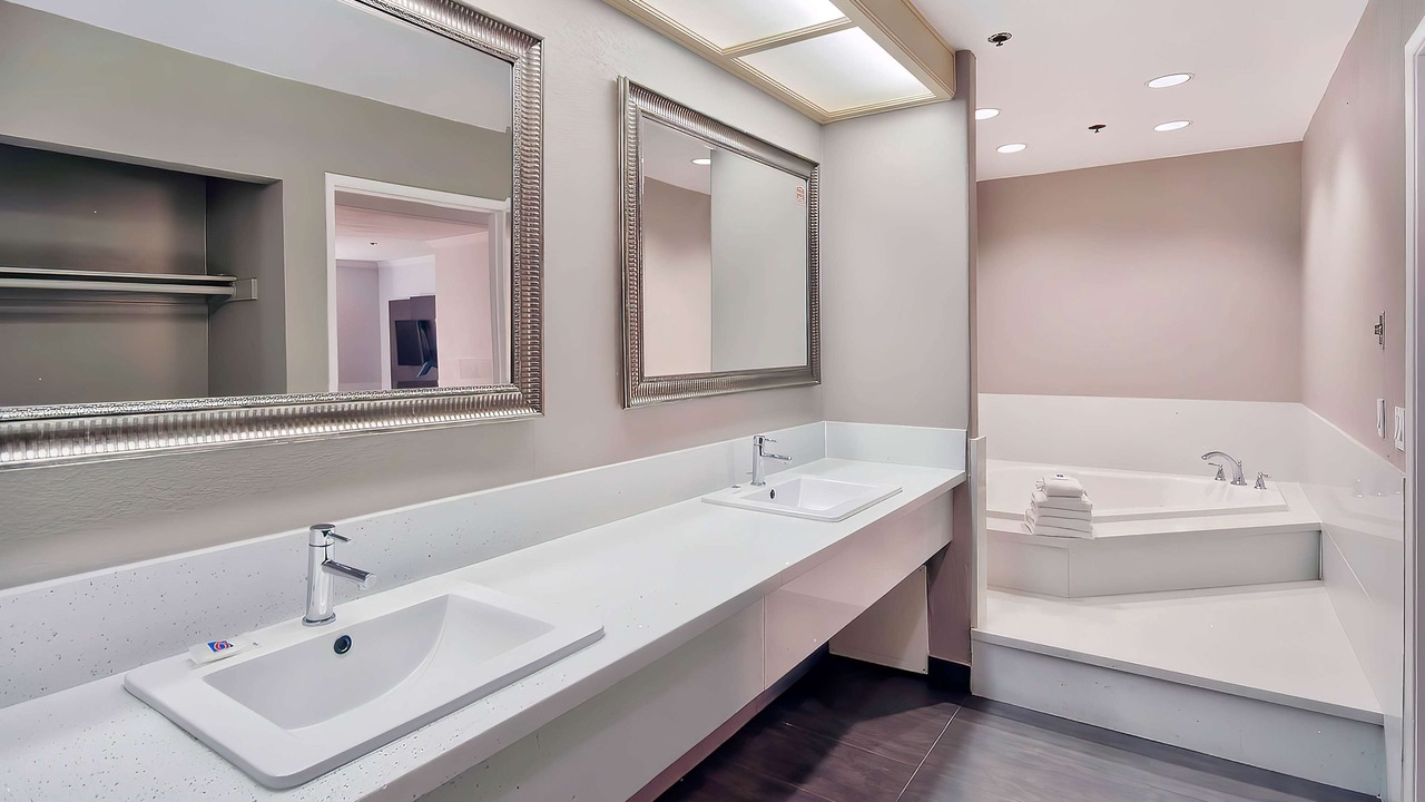 Photo of Bathroom in Lawndale
