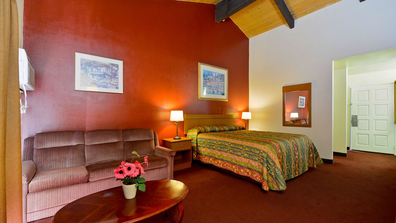 Photo of Bedroom in Fallbrook