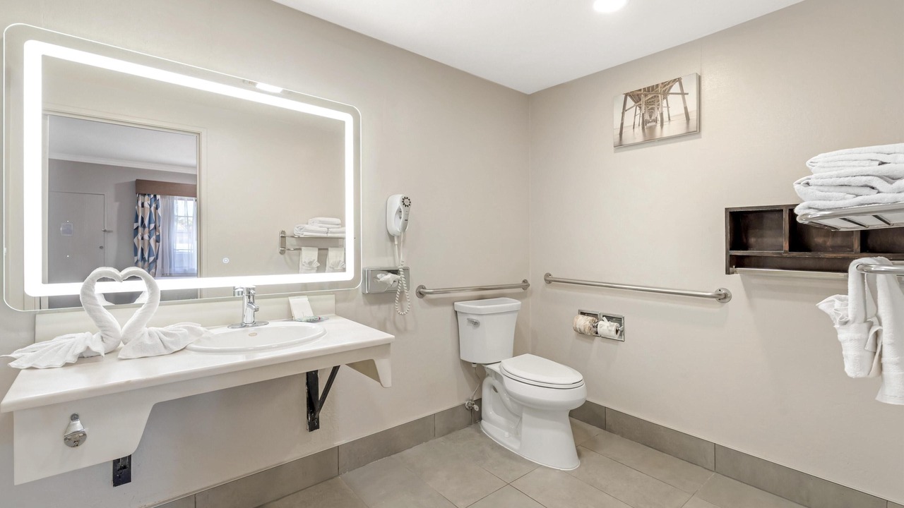 Photo of Bathroom in North Redondo