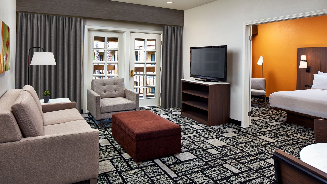 Photo of Bedroom in Orange