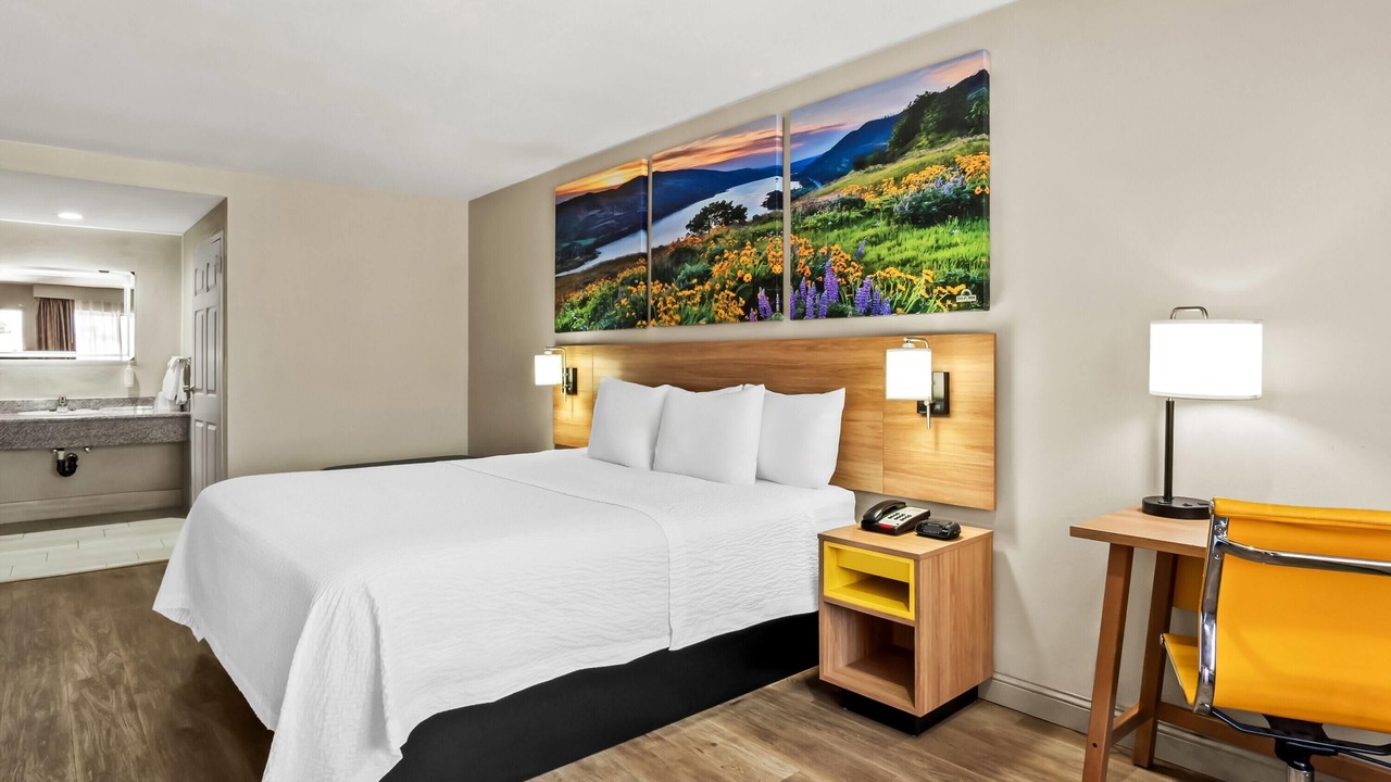 Photo of Bedroom in Rialto