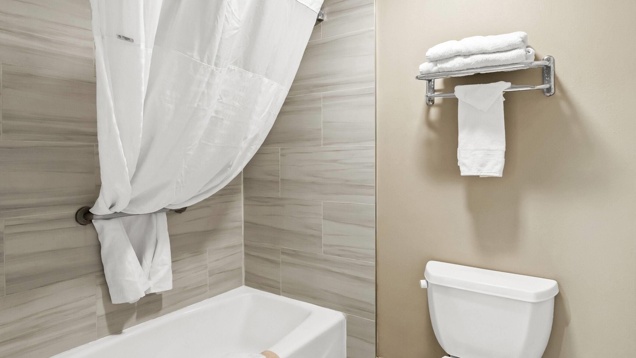 Photo of Bathroom in Rialto