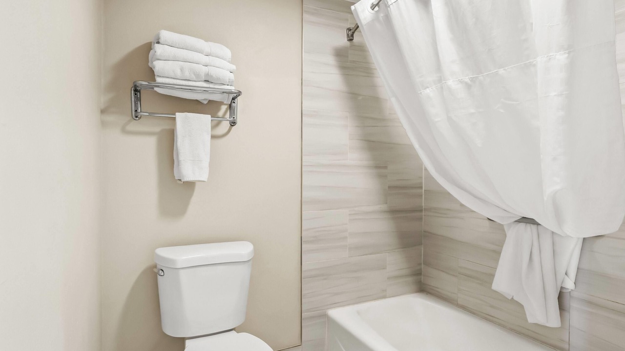 Photo of Bathroom in Rialto