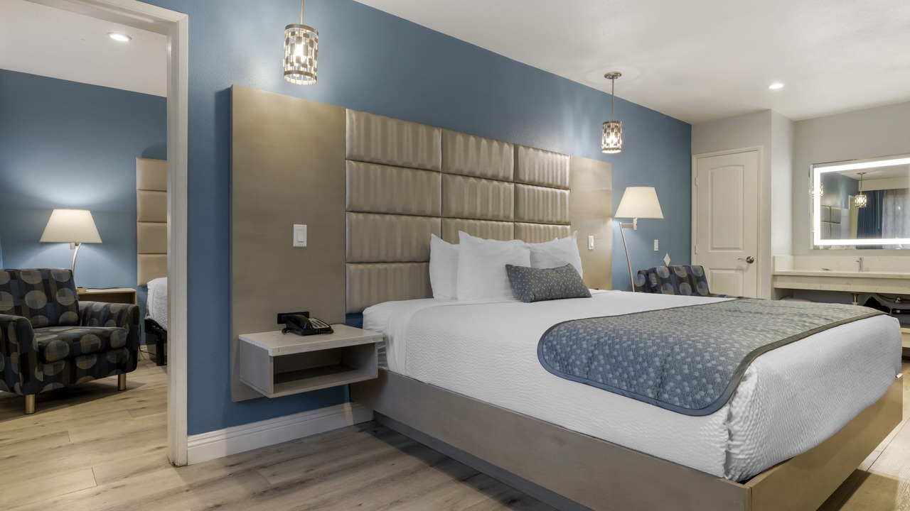 Photo of Bedroom in Orange