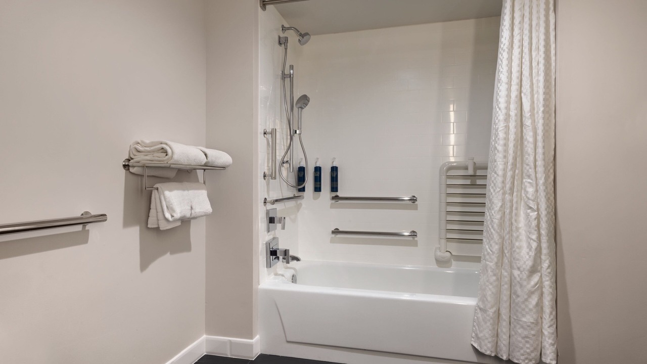 Photo of Bedroom in West Park Community