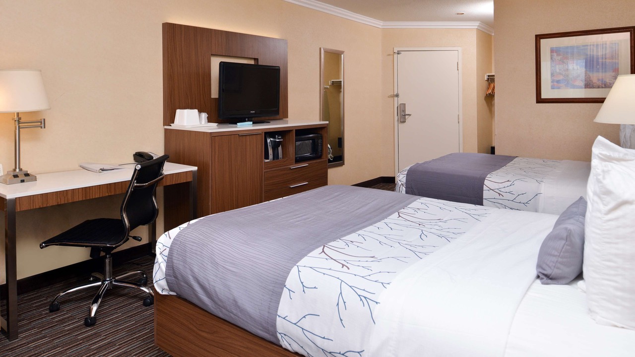 Photo of Bedroom in Inglewood