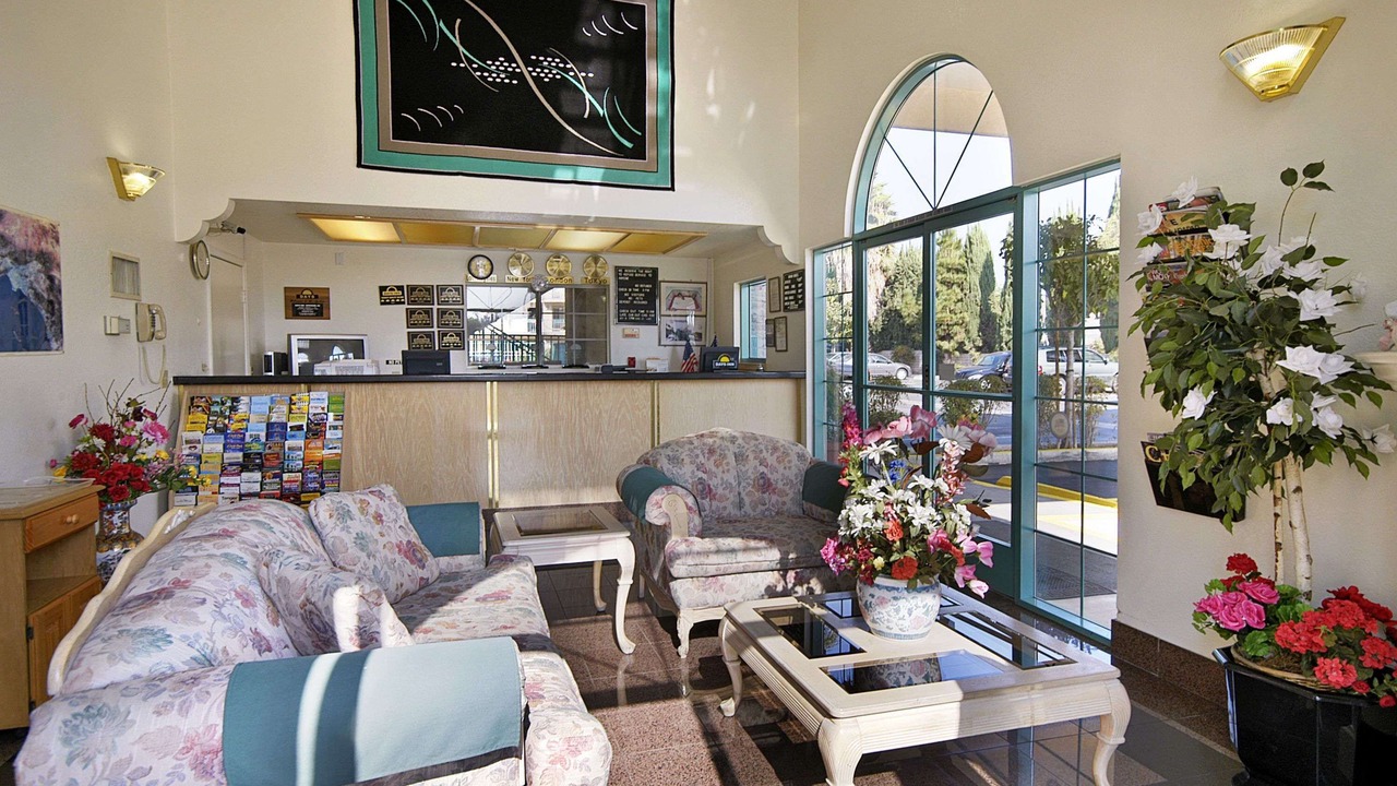 Photo of Livingroom in La Sierra