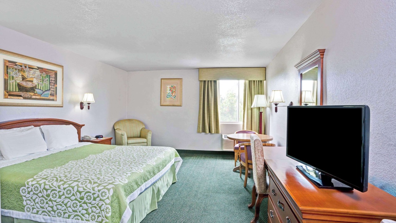 Photo of Bedroom in Fullerton