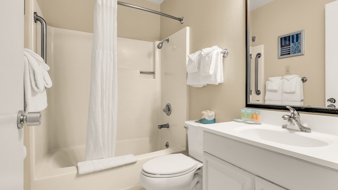 Photo of Bedroom in North Fremont Street