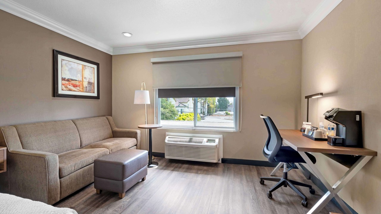 Photo of Bedroom in Santa Ana Heights