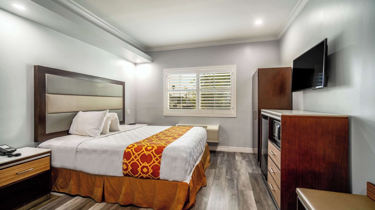 Photo of Bedroom in Lamanda Park