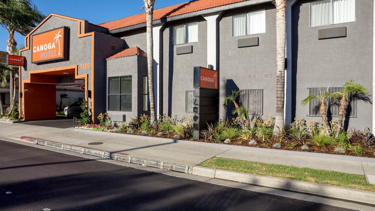 Photo of Outdoor in Canoga Park