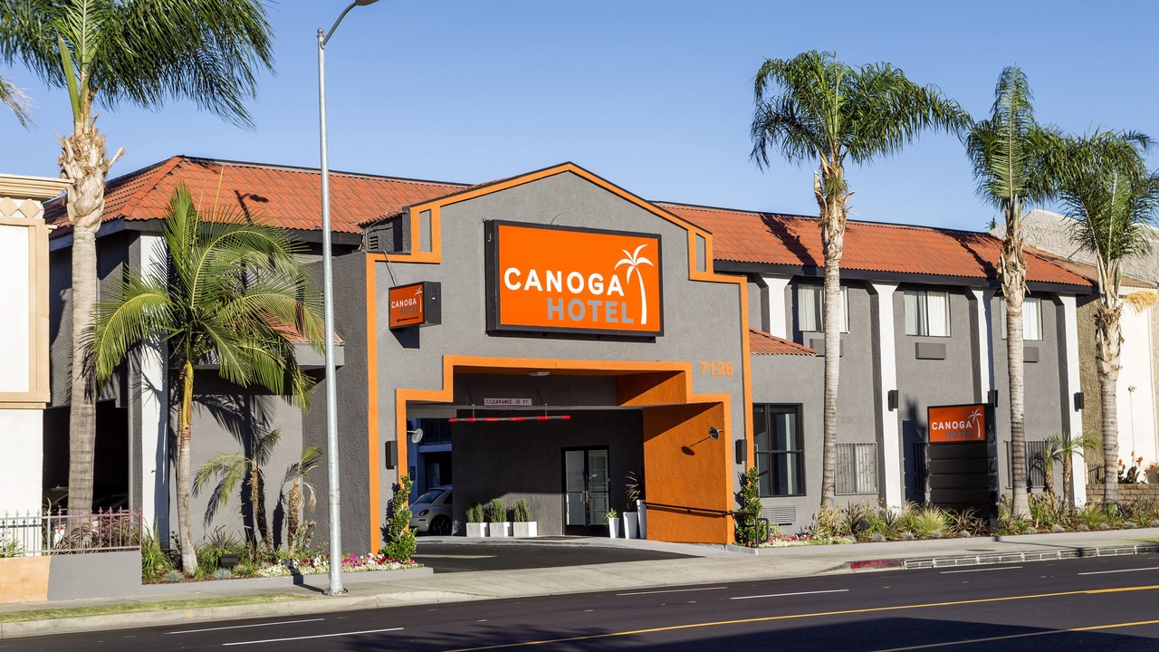 Photo of Outdoor in Canoga Park