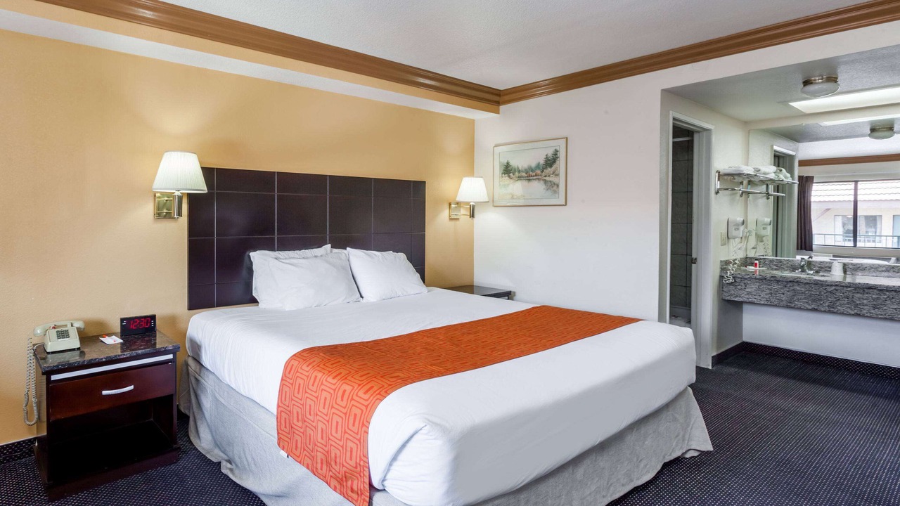 Photo of Bedroom in Norco