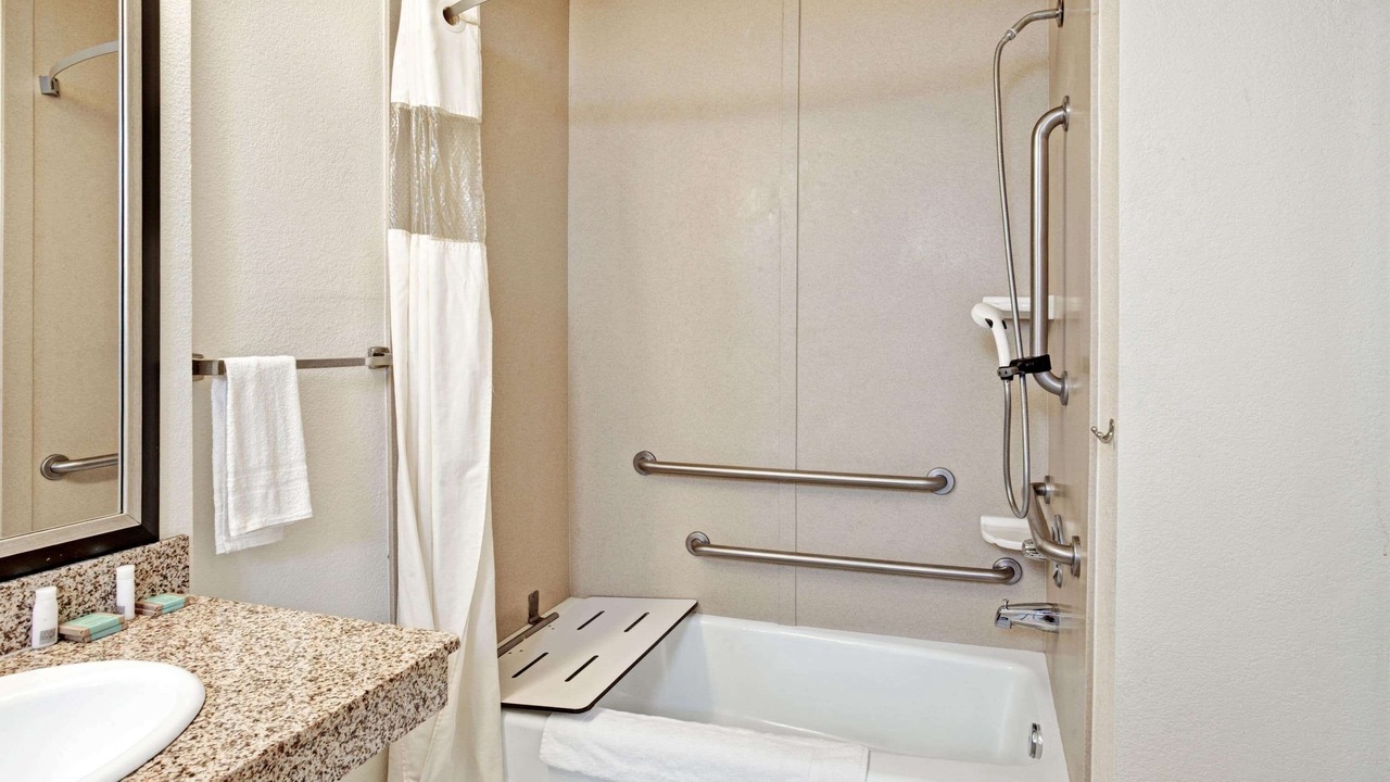 Photo of Bathroom in Banning