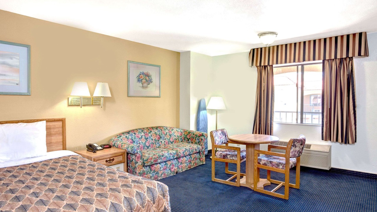 Photo of Bedroom in Banning