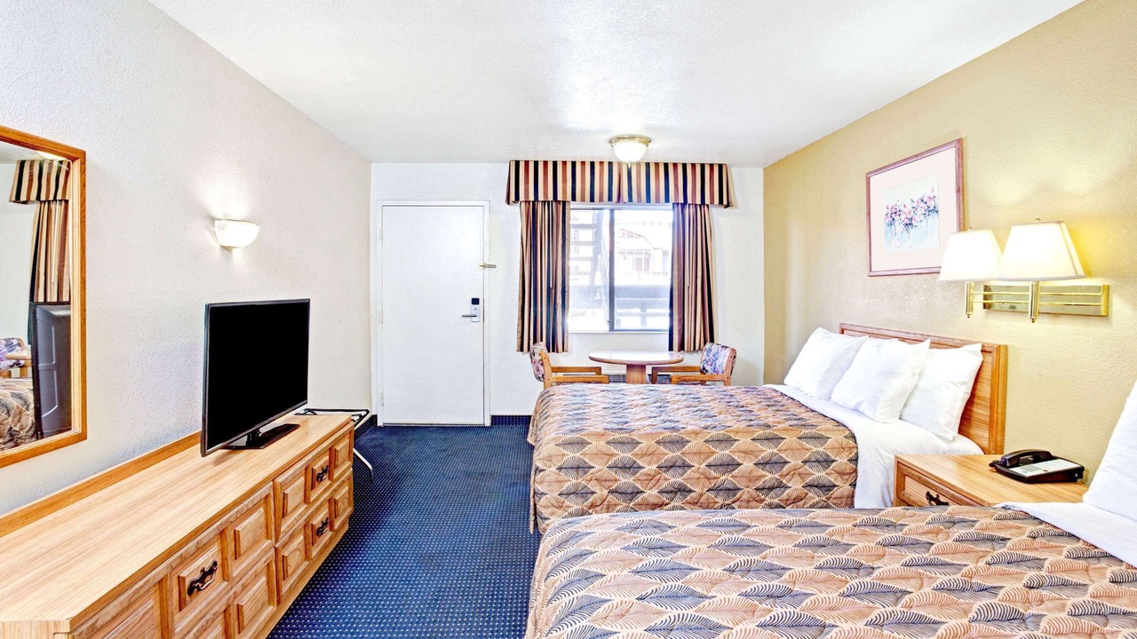 Photo of Bedroom in Banning
