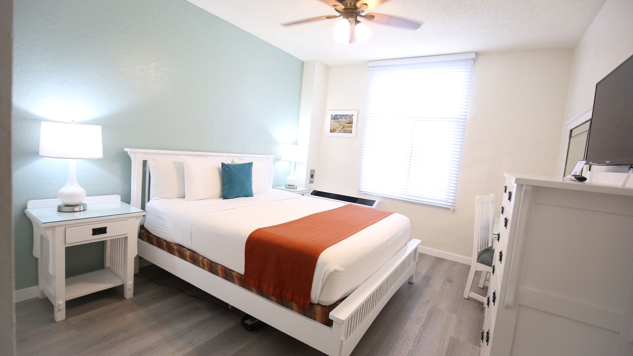 Photo of Bedroom in Downtown