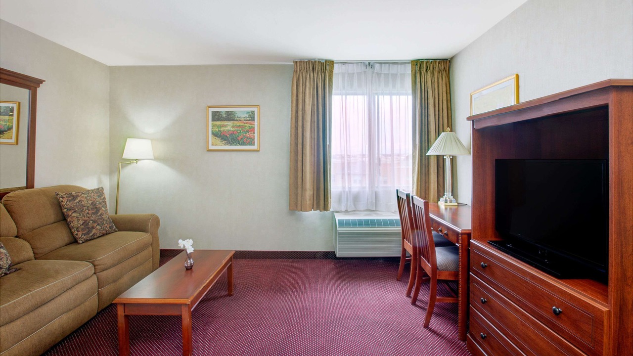 Photo of Bedroom in Del Aire