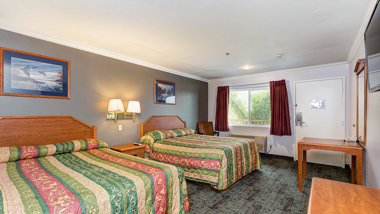 Photo of Bedroom in Northwest Anaheim