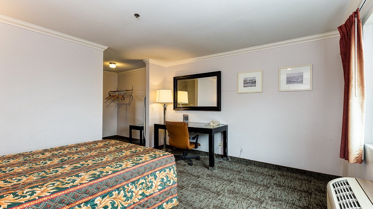 Photo of Bedroom in Northwest Anaheim