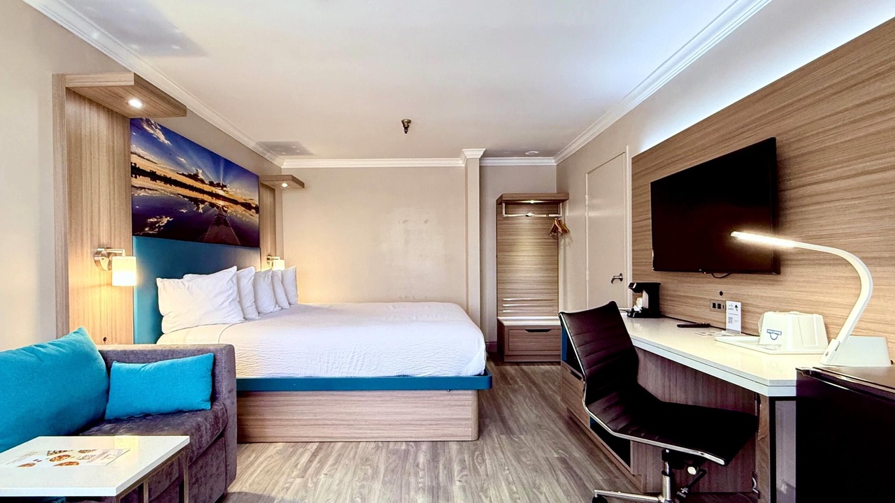 Photo of Bedroom in Lawndale