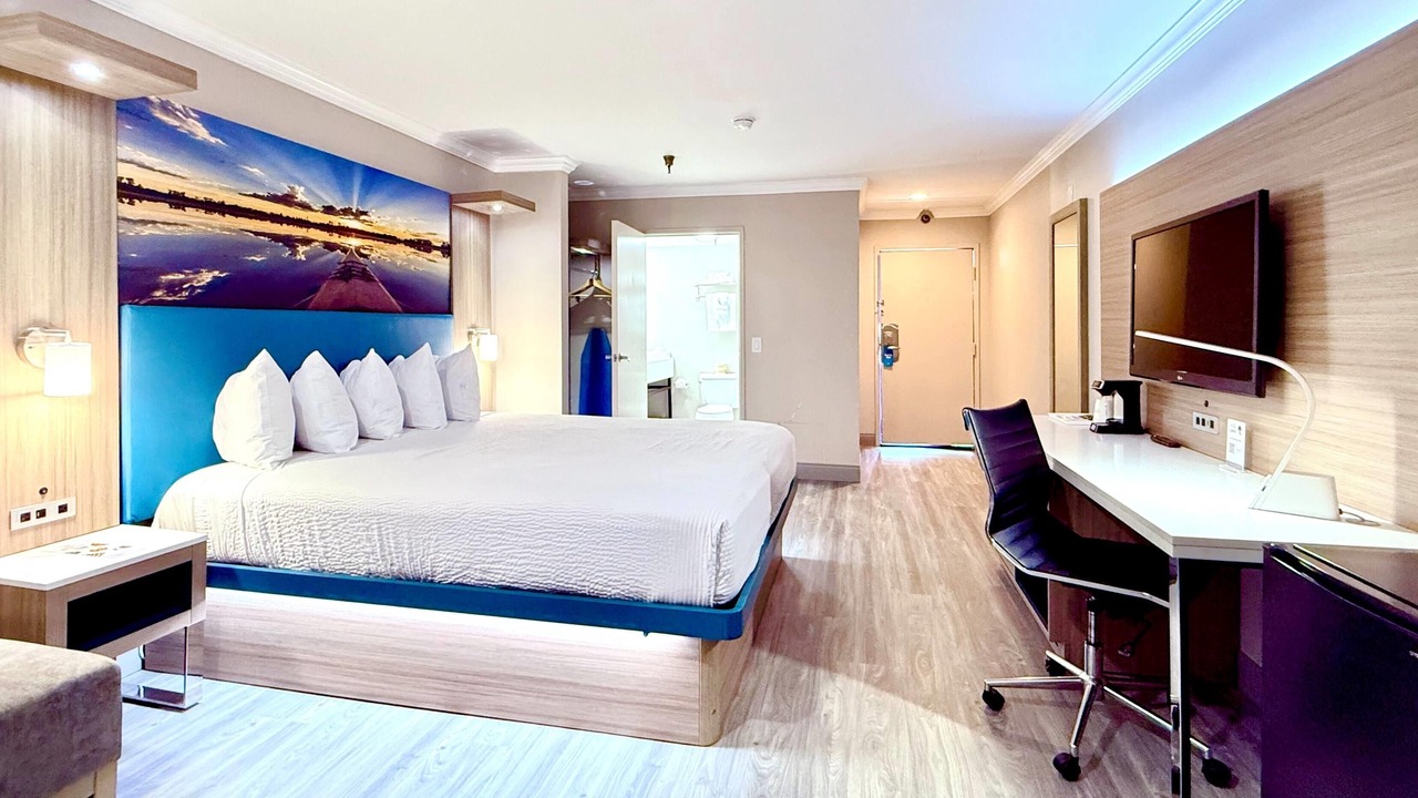 Photo of Bedroom in Lawndale