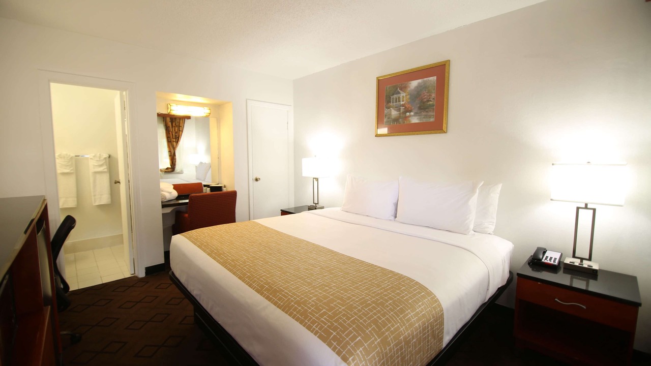 Photo of Bedroom in Magnolia Park