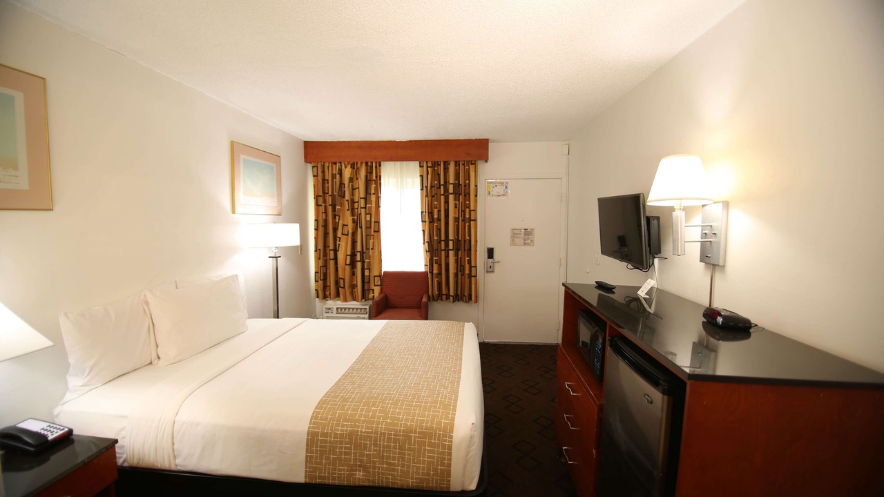 Photo of Bedroom in Magnolia Park