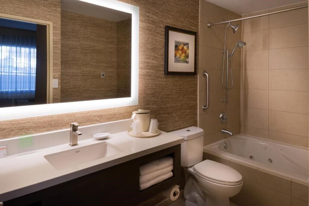 Photo of Bathroom in East Pasadena