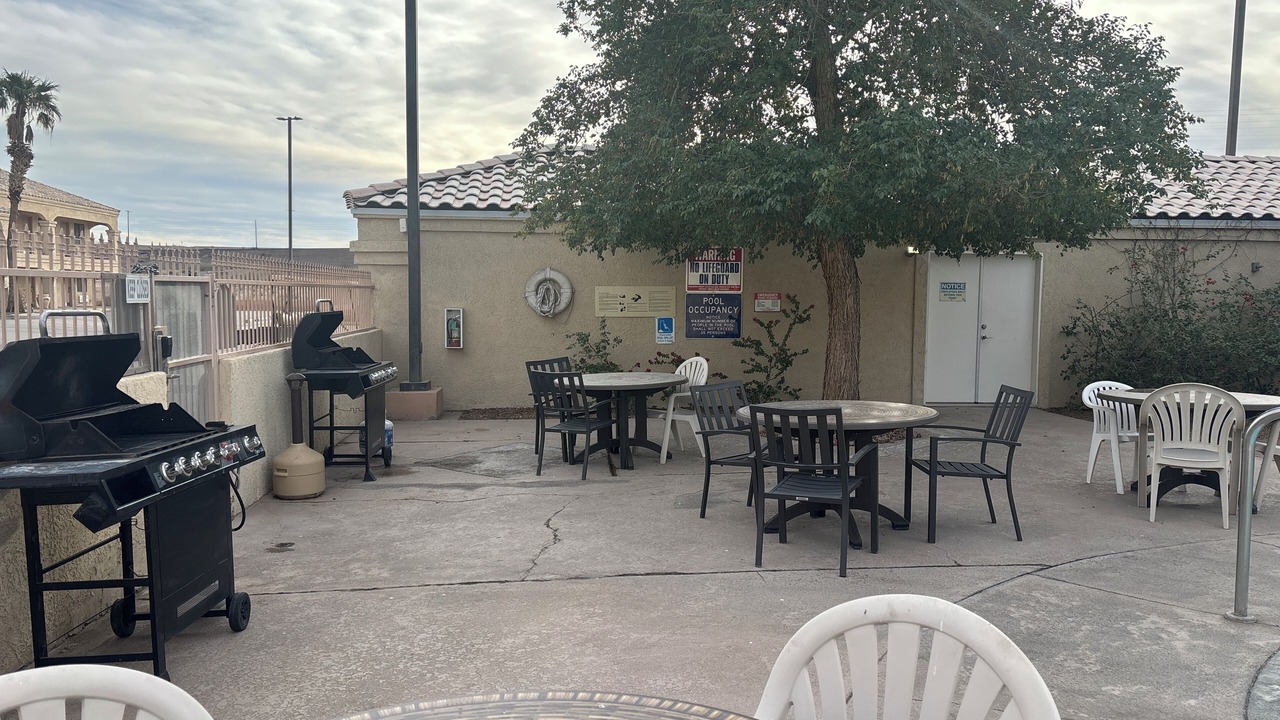 Photo of Outdoor in Needles